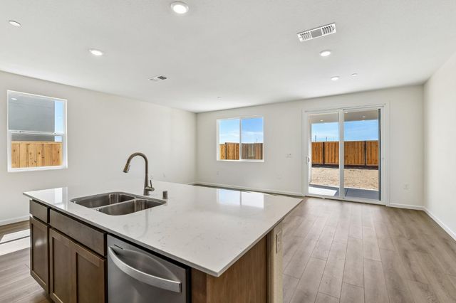 266 Victorious St, Manteca, CA 95337
