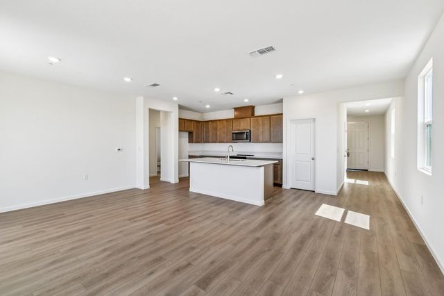 266 Victorious St, Manteca, CA 95337
