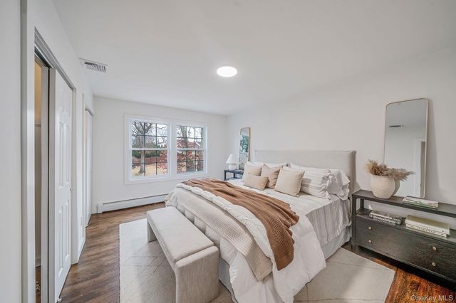 3 Lilac Lane, Port Jefferson Station, NY 11776