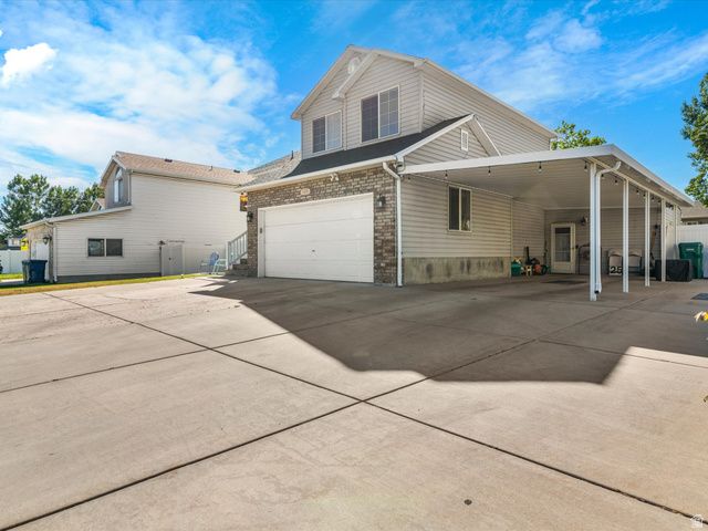 5495 MIDLAND DR, Roy, UT 84067