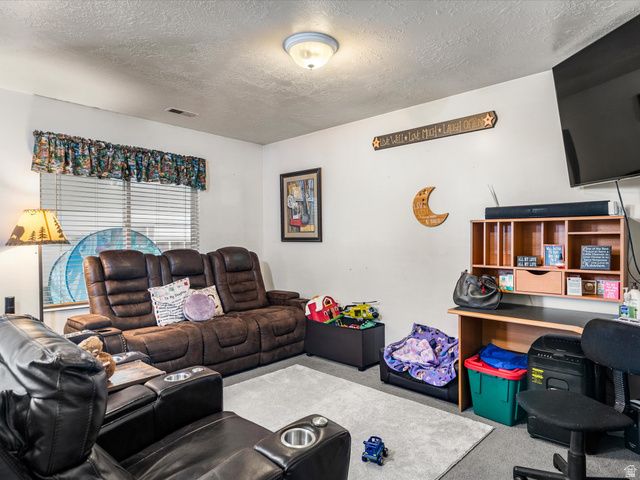 5495 MIDLAND DR, Roy, UT 84067