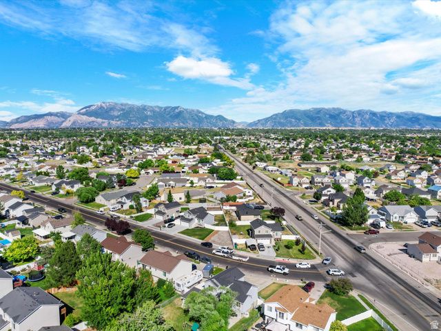 5495 MIDLAND DR, Roy, UT 84067