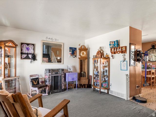 5495 MIDLAND DR, Roy, UT 84067