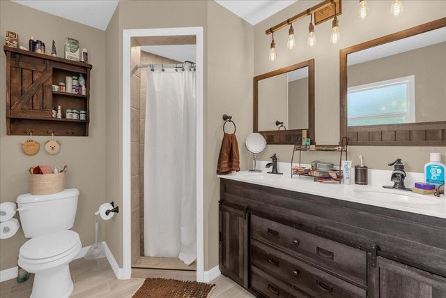 411 CHERRY TREE STREET, Eustis, FL 32726