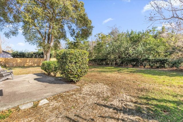 411 CHERRY TREE STREET, Eustis, FL 32726