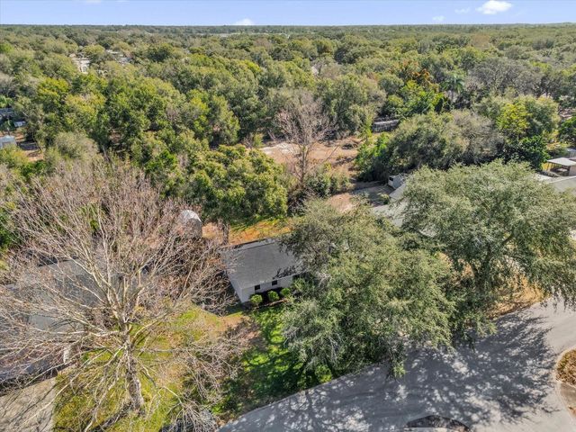 411 CHERRY TREE STREET, Eustis, FL 32726