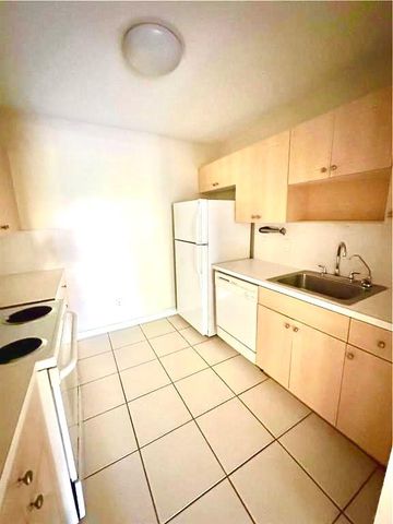 760 SE 2nd Ave D112, Deerfield Beach, FL 33441