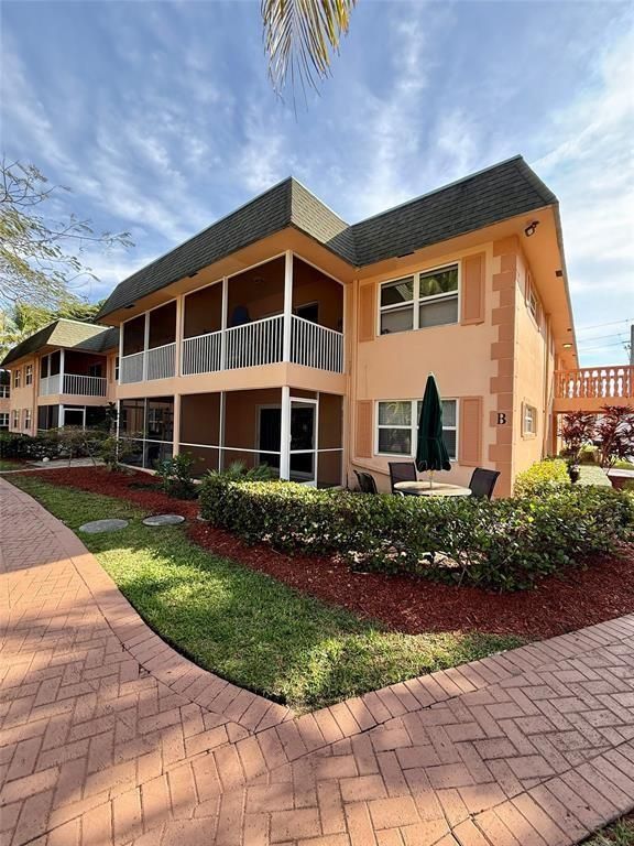 760 SE 2nd Ave D112, Deerfield Beach, FL 33441