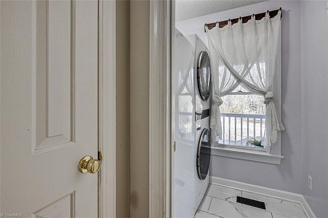 1781 Winchester Heights Drive, Asheboro, NC 27205