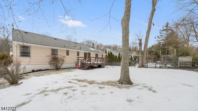 122 Orchard Pl, Ramsey Boro, NJ 07446