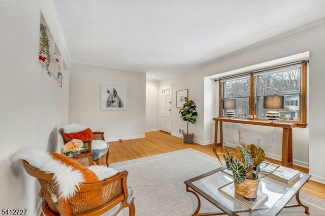 122 Orchard Pl, Ramsey Boro, NJ 07446