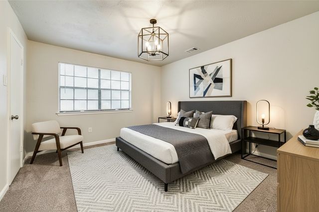 875 Dublin Drive B, Richardson, TX 75080