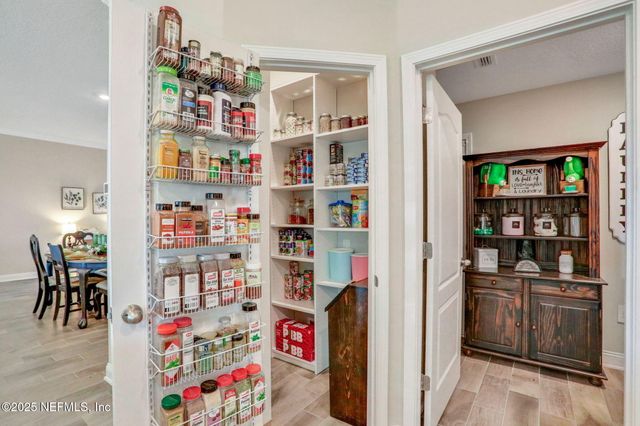 2496 COLD STREAM Lane, Green Cove Springs, FL 32043