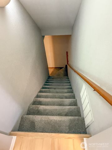 2619 NW Walnut Loop, Olympia, WA 98502