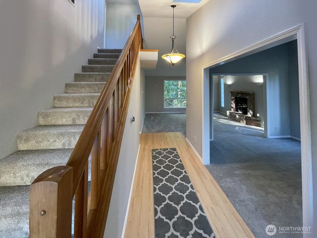 2619 NW Walnut Loop, Olympia, WA 98502