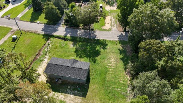 1665 Lake Shore Drive, Manning, SC 29102