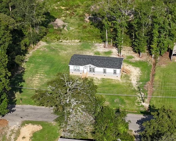 1665 Lake Shore Drive, Manning, SC 29102