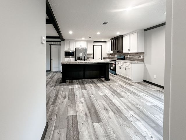 1665 Lake Shore Drive, Manning, SC 29102