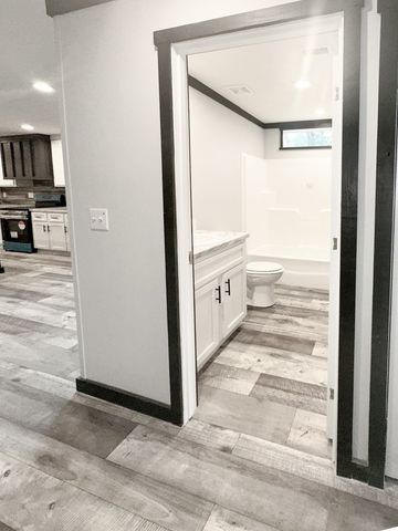 1665 Lake Shore Drive, Manning, SC 29102