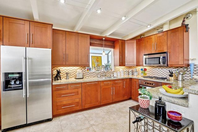 44331 San Jose Avenue, Palm Desert, CA 92260