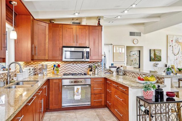 44331 San Jose Avenue, Palm Desert, CA 92260