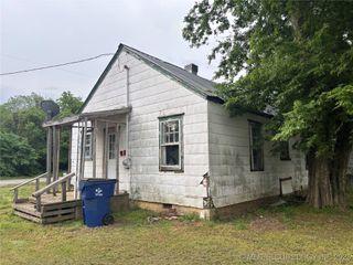 129 4th, Vinita, OK 74301