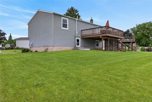 1599 Flaxen Drive, Farmington, NY 14425