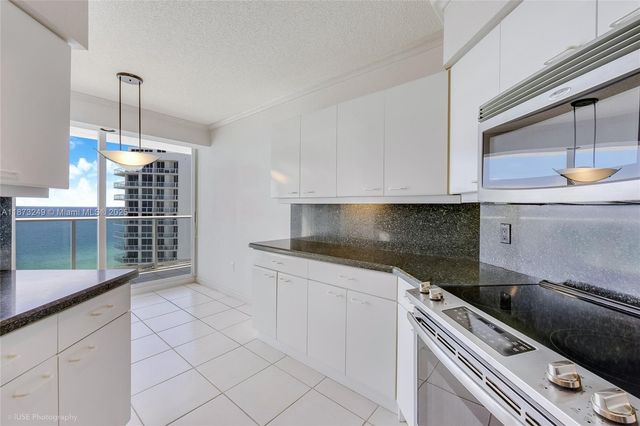 16445 Collins Ave 2628, Sunny Isles Beach, FL 33160