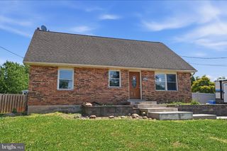 1833 RITTER AVE, Bristol, PA 19007