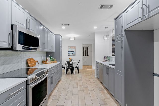 5819 Forest Lane, Dallas, TX 75230