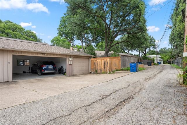 7610 Meadow Oaks Drive, Dallas, TX 75230