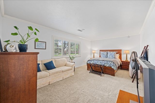 7610 Meadow Oaks Drive, Dallas, TX 75230