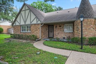 7610 Meadow Oaks Drive, Dallas, TX 75230
