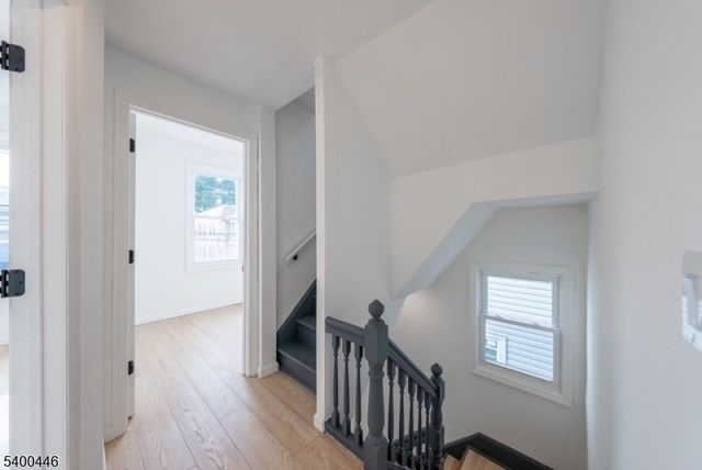 32 Palm St, Newark City, NJ 07106