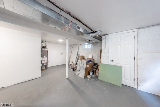 32 Palm St, Newark City, NJ 07106