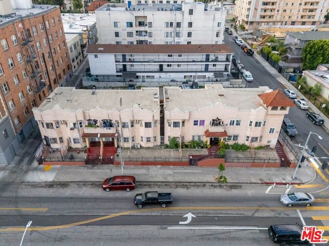 2214 W 8th Street, Los Angeles, CA 90057