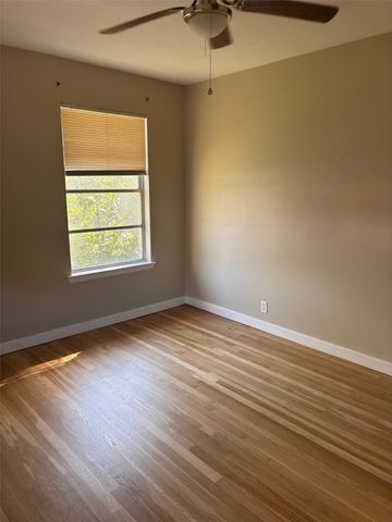 1110 Edinburg Lane, Denton, TX 76209