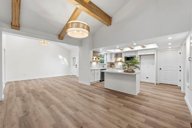 91 April Wind Drive S, Conroe, TX 77356