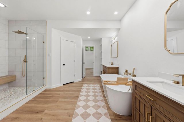 91 April Wind Drive S, Conroe, TX 77356