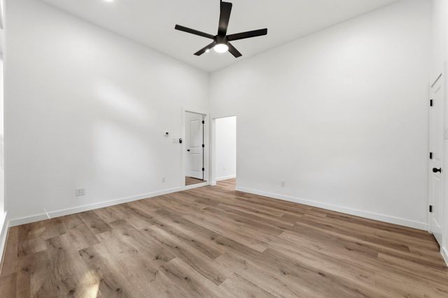 91 April Wind Drive S, Conroe, TX 77356