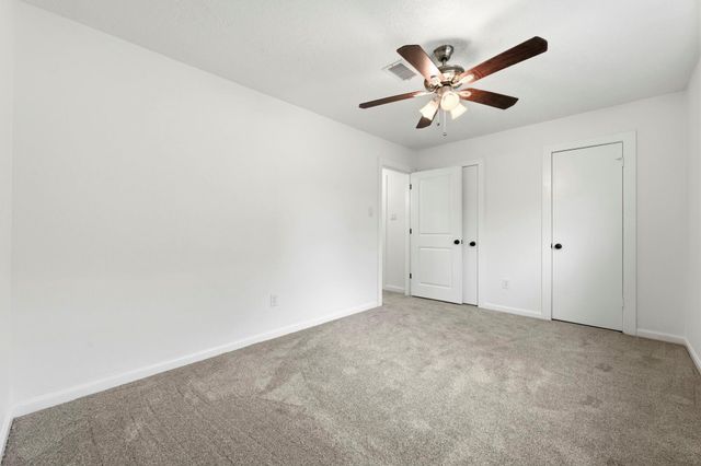 91 April Wind Drive S, Conroe, TX 77356