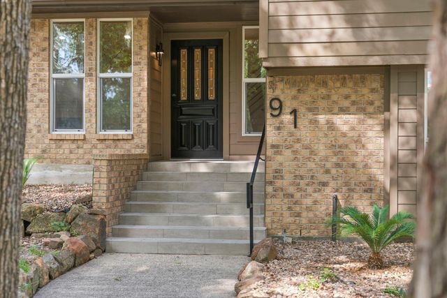 91 April Wind Drive S, Conroe, TX 77356