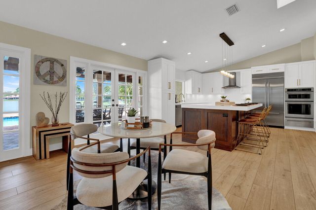 7691 Estrella Circle, Boca Raton, FL 33433