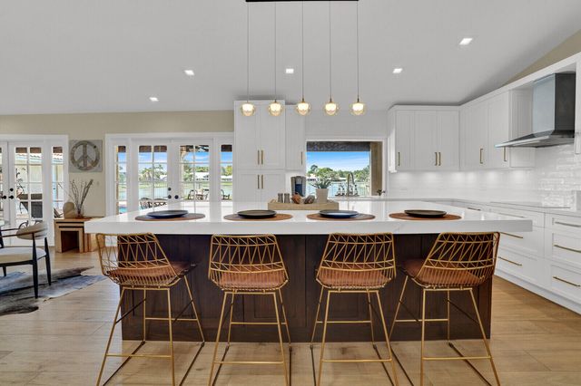 7691 Estrella Circle, Boca Raton, FL 33433