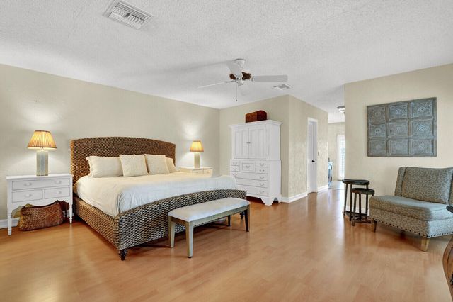 7691 Estrella Circle, Boca Raton, FL 33433