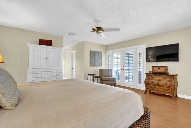 7691 Estrella Circle, Boca Raton, FL 33433