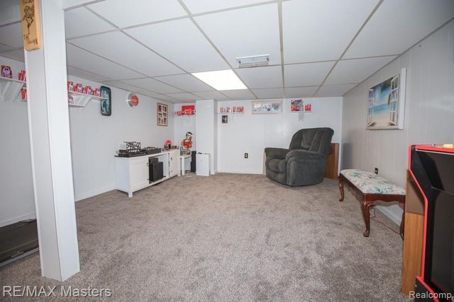 15121 Pennsylvania Avenue, Allen Park, MI 48101