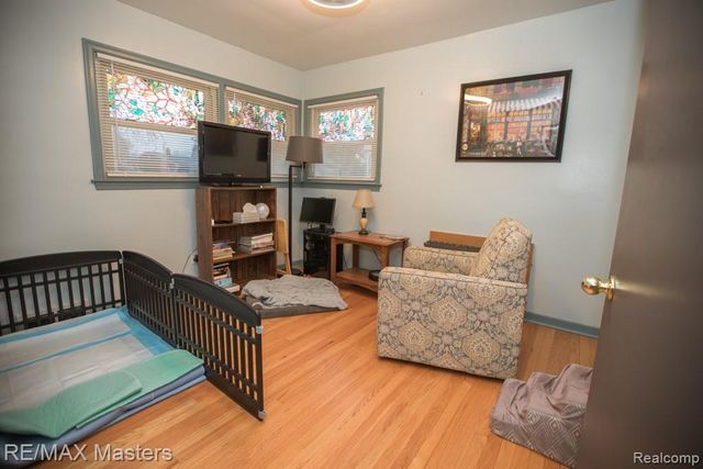 15121 Pennsylvania Avenue, Allen Park, MI 48101