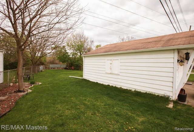 15121 Pennsylvania Avenue, Allen Park, MI 48101