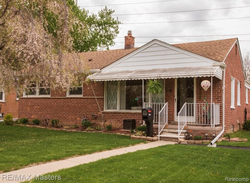 15121 Pennsylvania Avenue, Allen Park, MI 48101